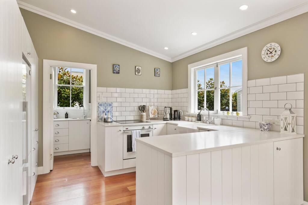 Historic Charm In Greytown - Cosy Kowhai Cottage ภายนอก รูปภาพ