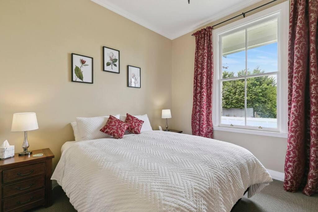 Historic Charm In Greytown - Cosy Kowhai Cottage ภายนอก รูปภาพ