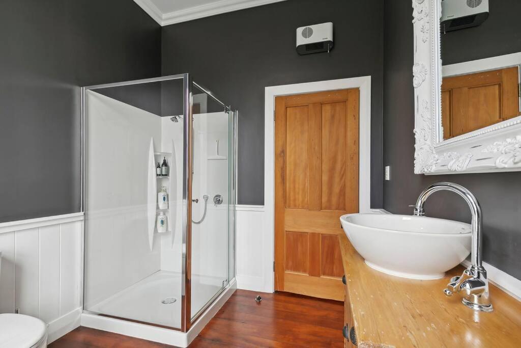 Historic Charm In Greytown - Cosy Kowhai Cottage ภายนอก รูปภาพ