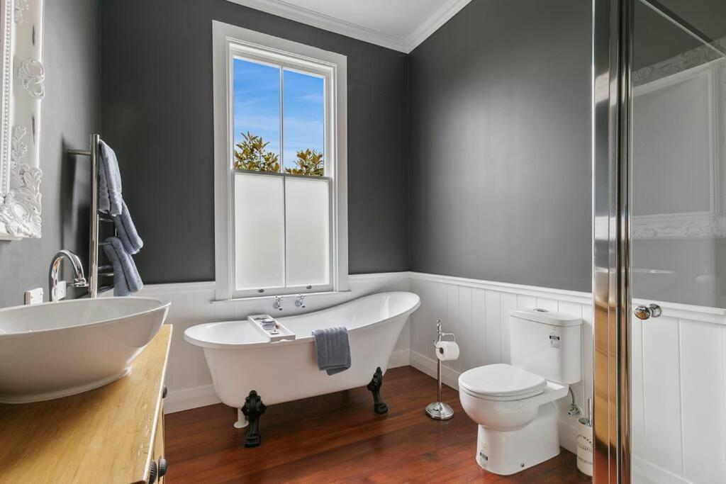 Historic Charm In Greytown - Cosy Kowhai Cottage ภายนอก รูปภาพ