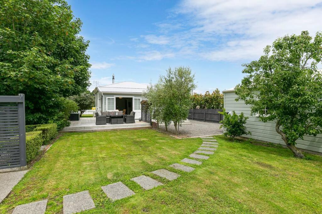 Historic Charm In Greytown - Cosy Kowhai Cottage ภายนอก รูปภาพ